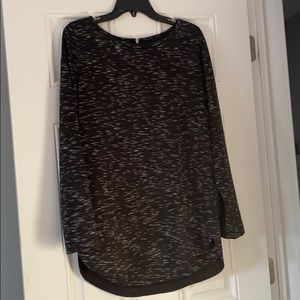 Merona Black and white long sleeve top